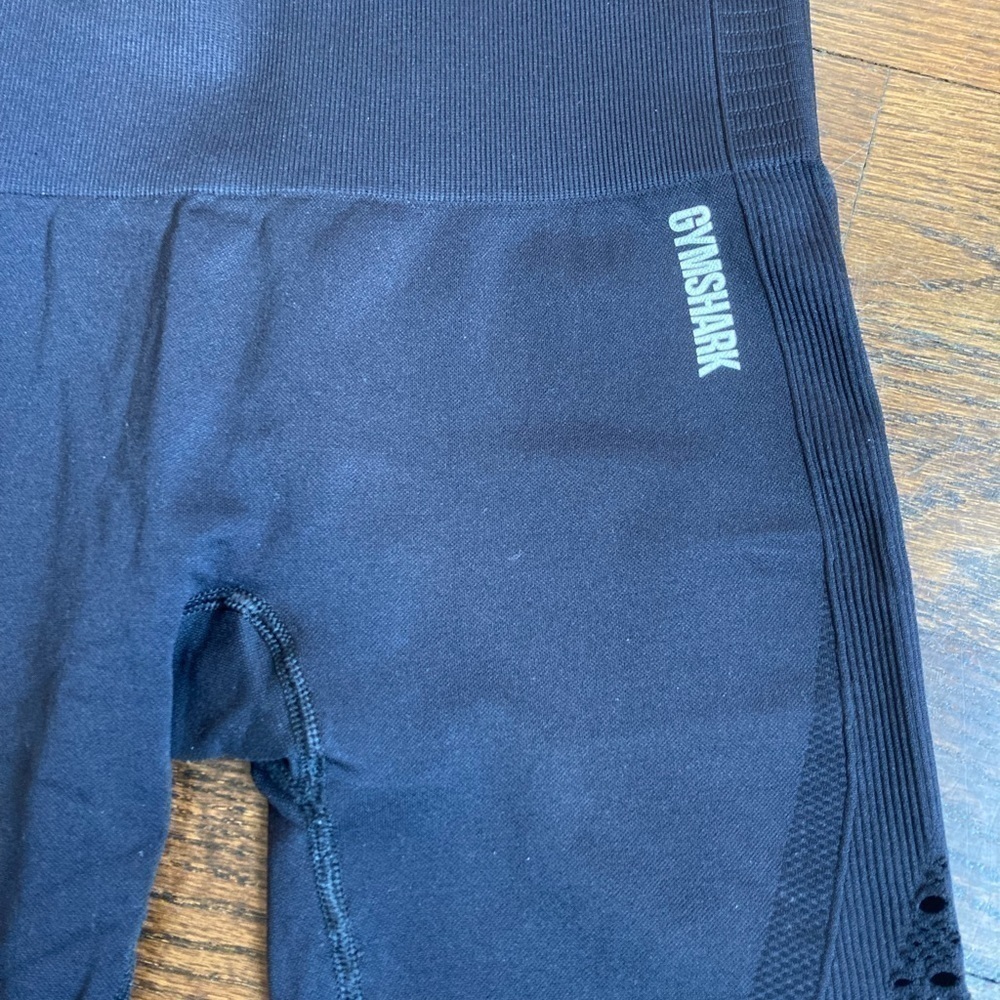 GYMSHARK Energy Seamless Crochet / Lace Cutout Black Leggings Size Athletic - Picture 6 of 7